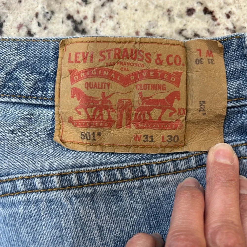 Levi's 501 Button Fly Men Jeans Light Blue wash-‎ 5010134 31